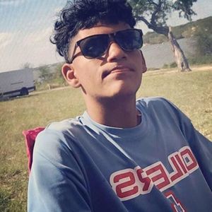 Meet your Posher, Aden